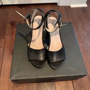 Kenneth Cole heels